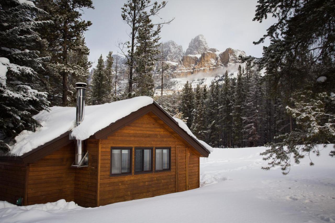 Castle Mountain Chalets Kültér fotó