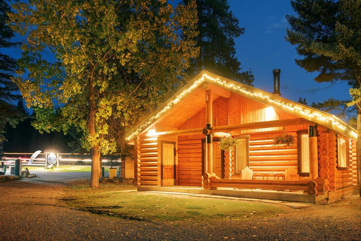 Castle Mountain Chalets Kültér fotó