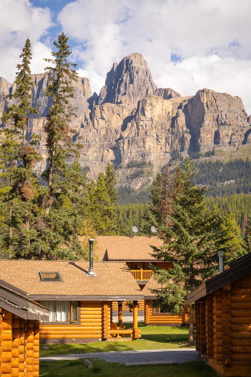 Castle Mountain Chalets Kültér fotó