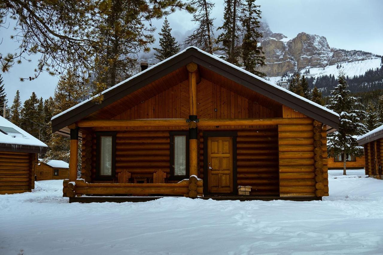 Castle Mountain Chalets Kültér fotó